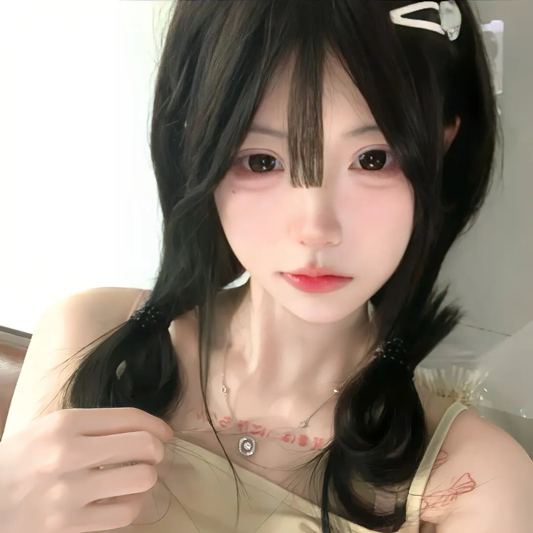 黄阿丽:小眼镜蛇